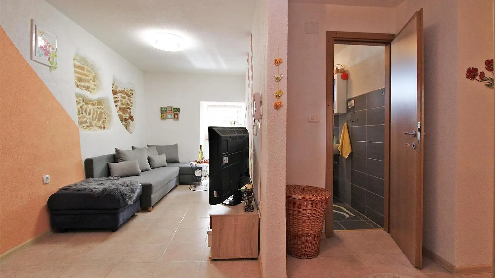 Ferienwohnung Fuer 6 Personen Ca 75 Qm In Krnica, Istrien Bucht Von Rasa Apartment